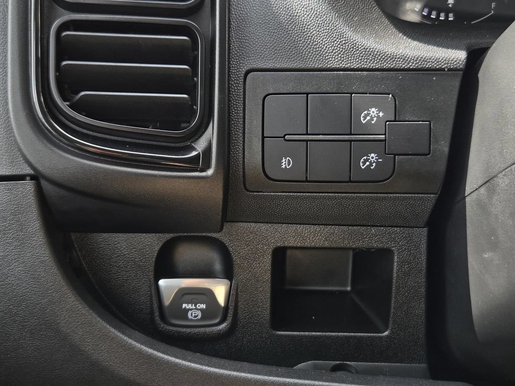 Used 2025 RAM ProMaster 1500 w/ Convenience Group FWD image 26