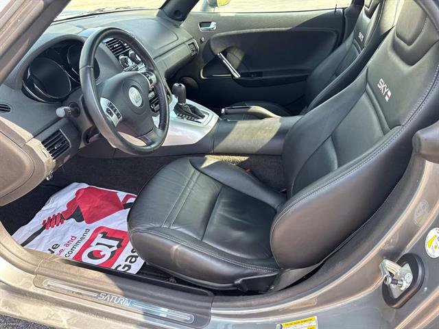 Used 2007 Saturn Sky Red Line image 9
