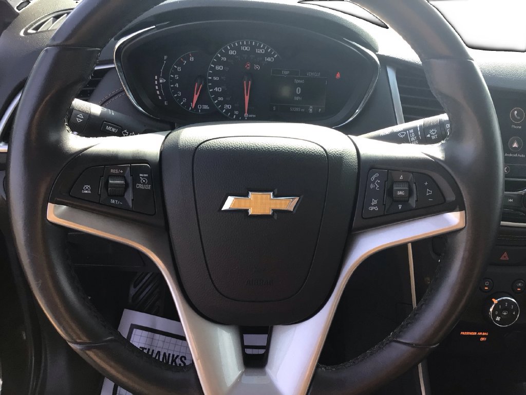 Used 2020 Chevrolet Trax LT w/ Redline Edition AWD/4WD image 17