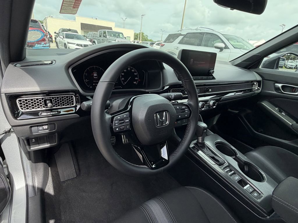Used 2025 Honda Civic Sport image 18