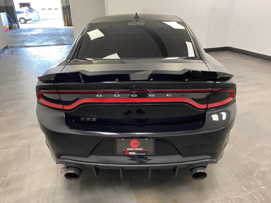 Used 2017 Dodge Charger R/T image 5