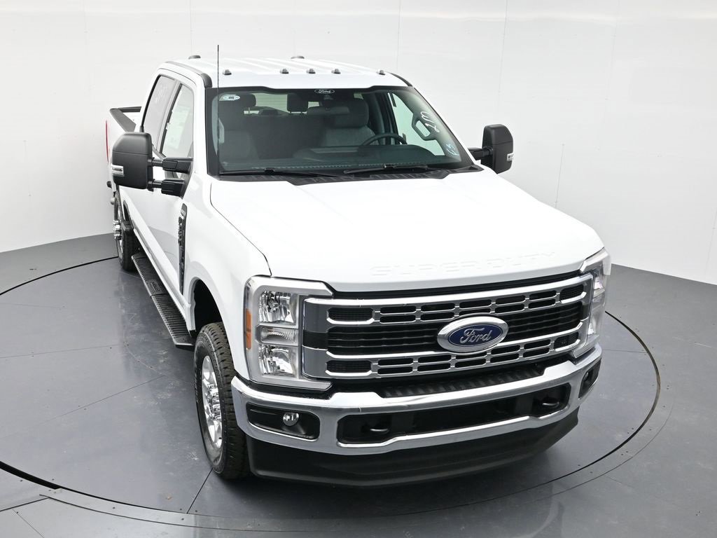 New 2026 Ford F350 XLT image 38