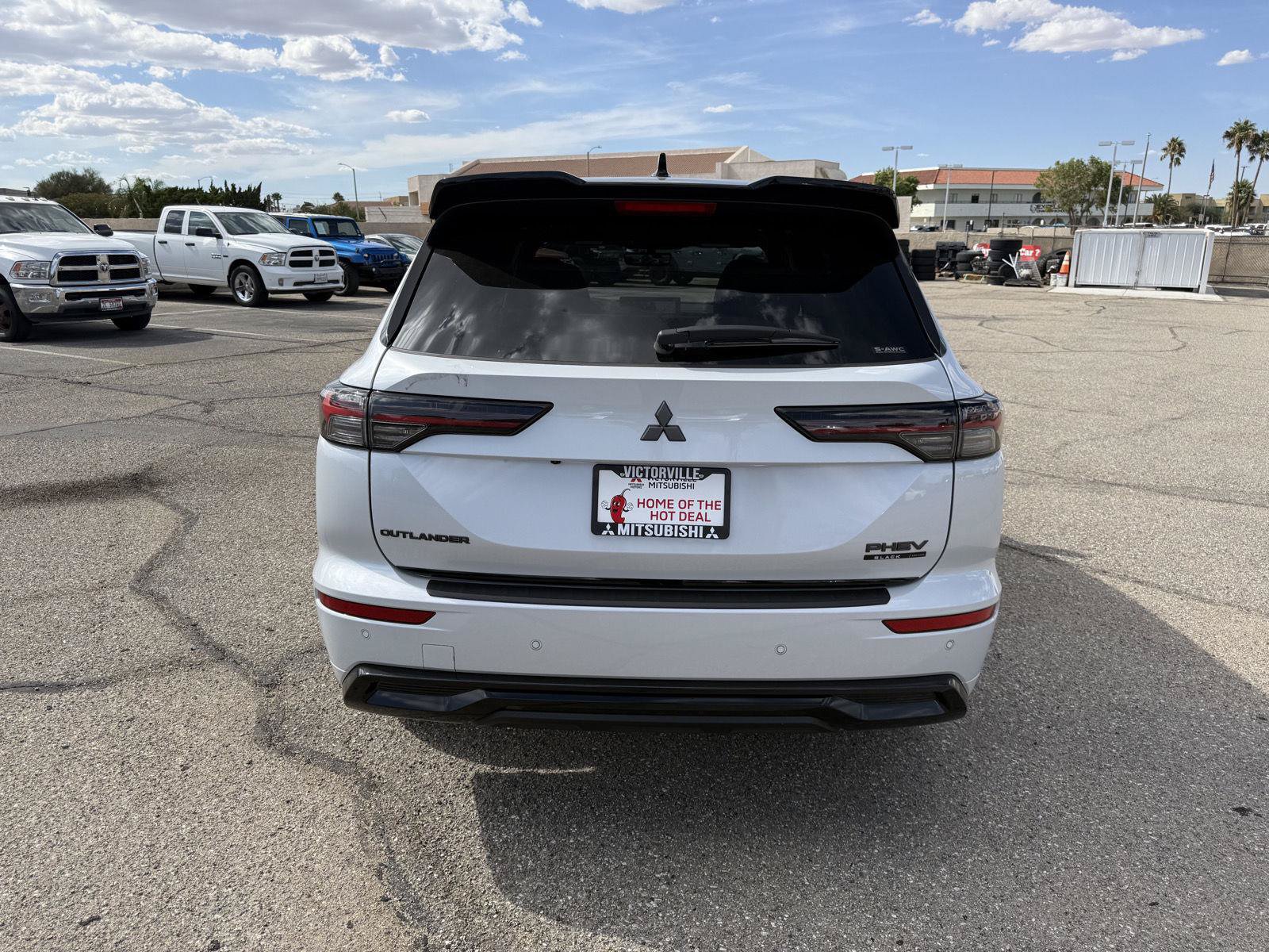 New 2026 Mitsubishi Outlander 4WD Plug-In Hybrid image 4