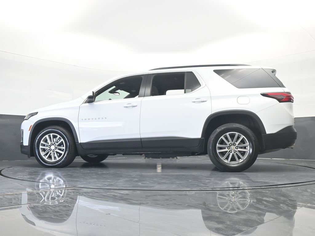 Used 2023 Chevrolet Traverse LT image 58