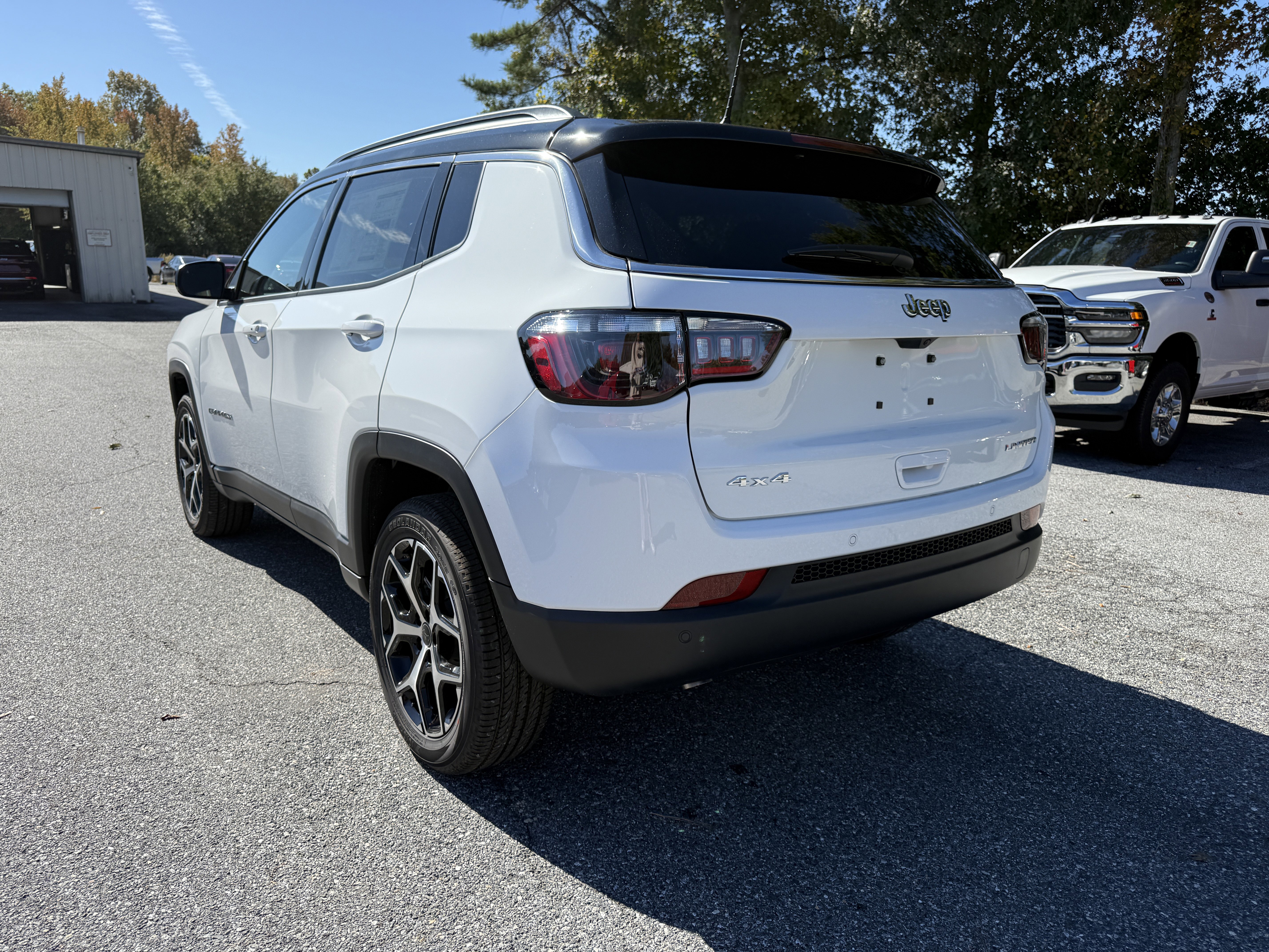 New 2026 Jeep Compass Limited image 5