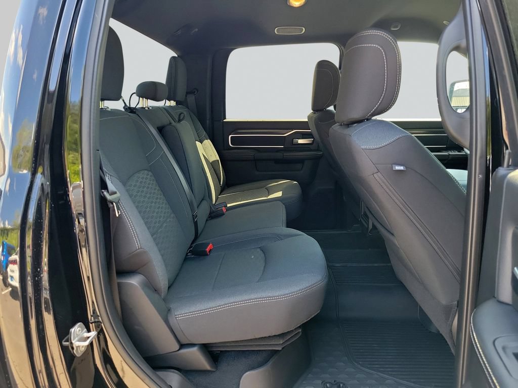 New 2026 RAM 3500 Big Horn AWD/4WD image 35
