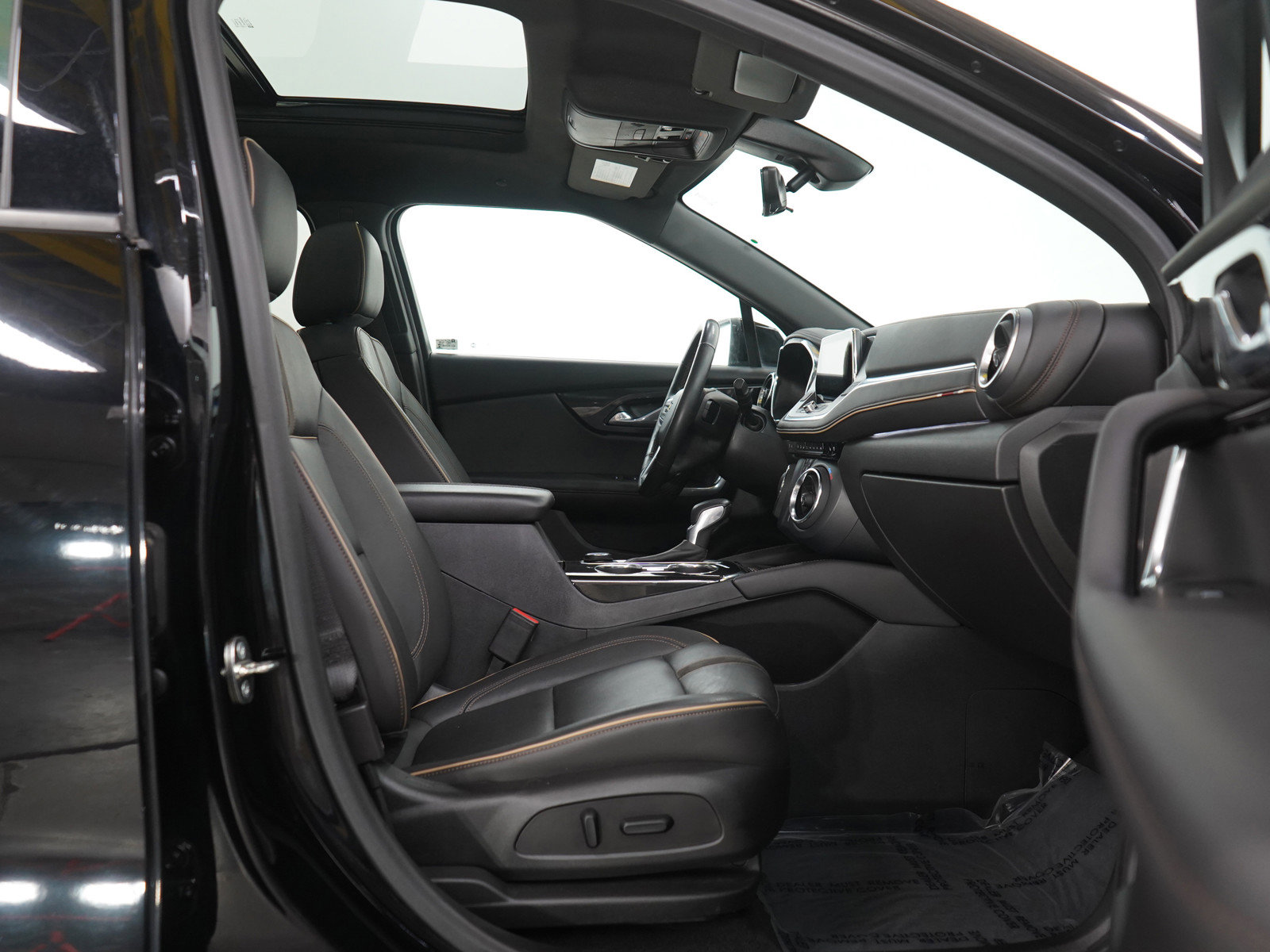 Used 2020 Chevrolet Blazer Premier w/ Driver Confidence II Package image 11