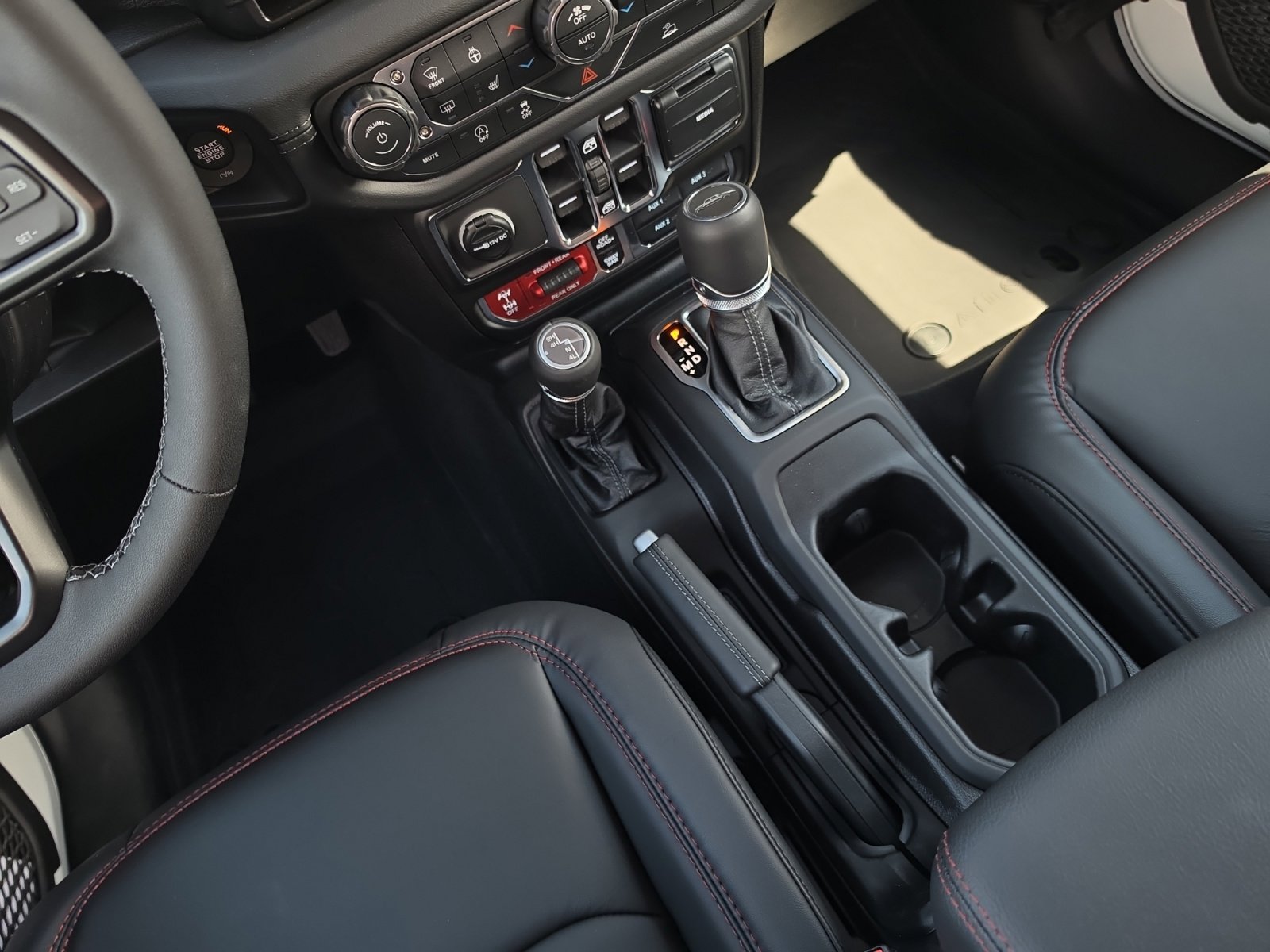 New 2026 Jeep Gladiator Rubicon AWD/4WD image 28
