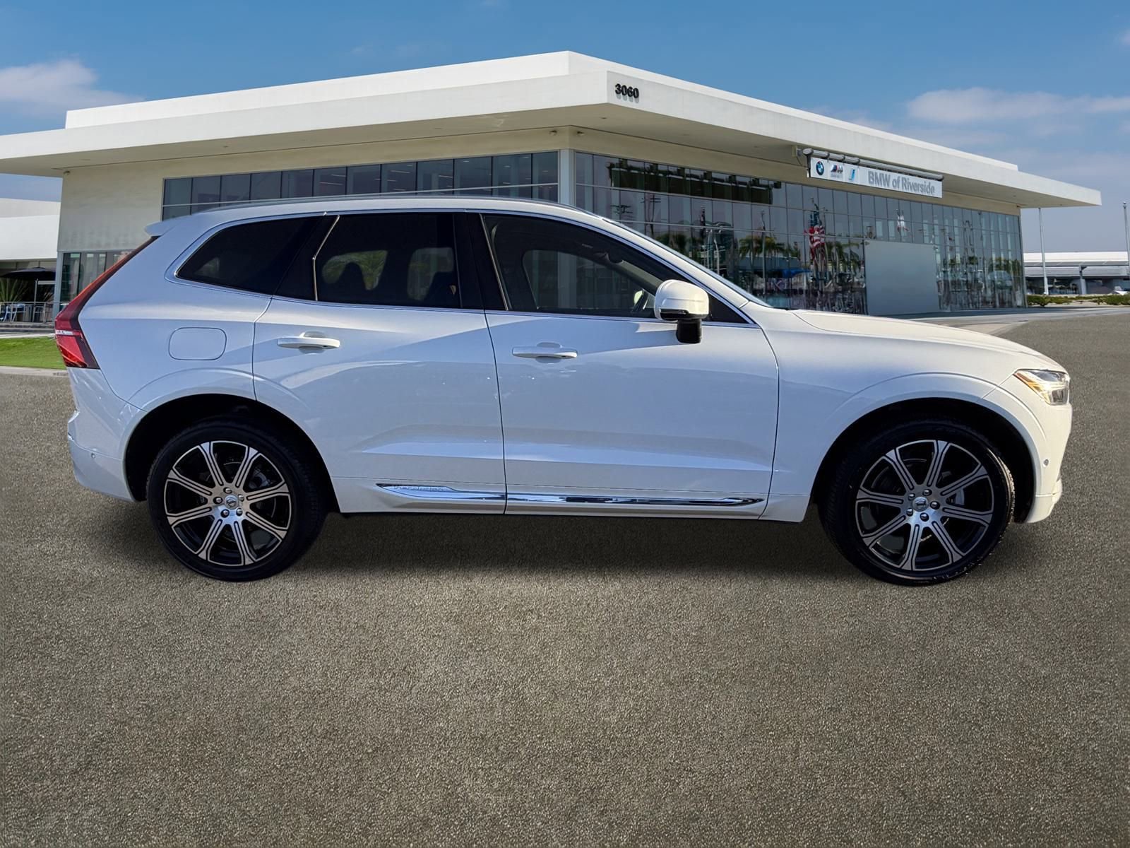 Used 2020 Volvo XC60 T5 Inscription w/ Protection Package Premier image 11