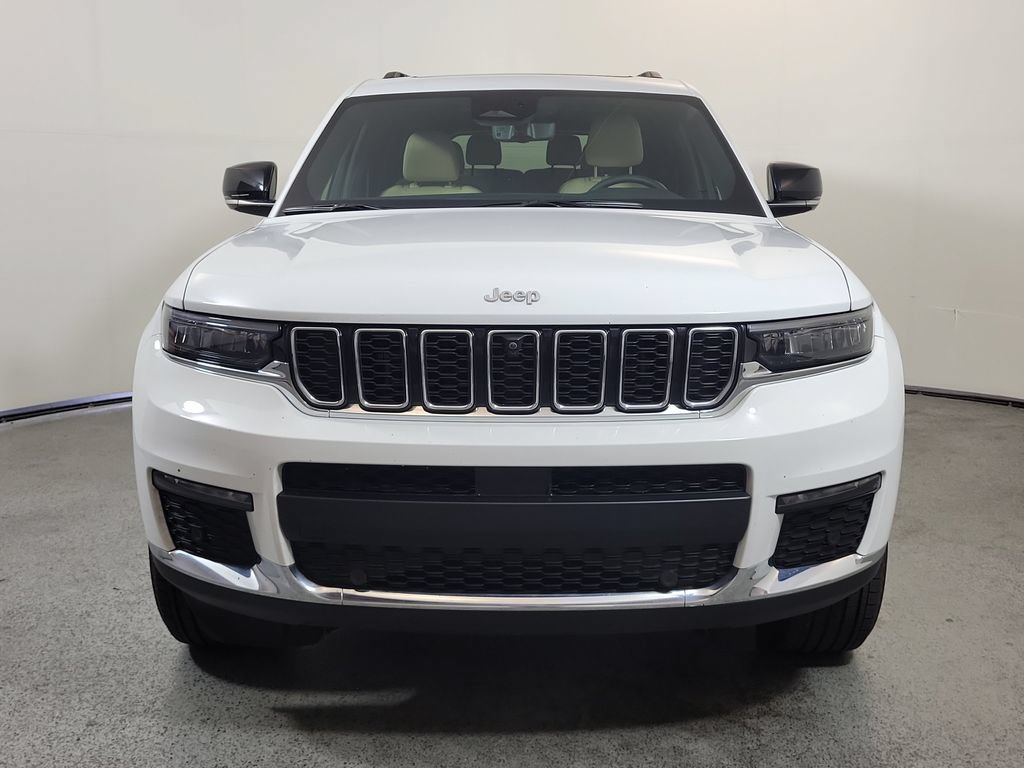 Used 2025 Jeep Grand Cherokee L Limited w/ Luxury Tech Group II RWD image 2