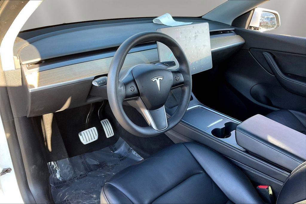 Used 2021 Tesla Model Y Performance image 16