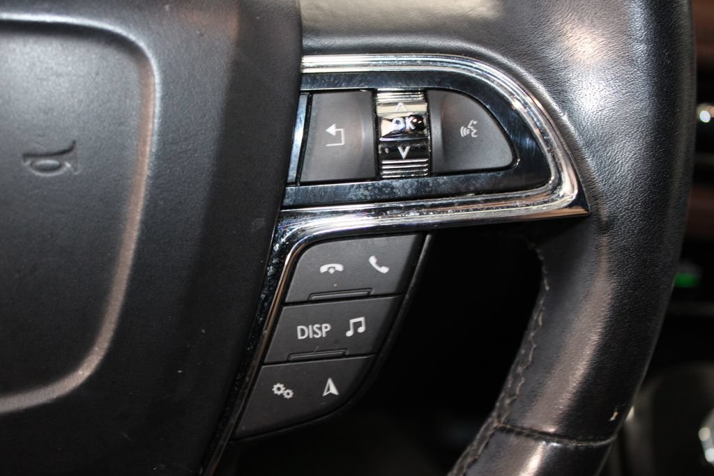 Used 2022 Lincoln Nautilus Reserve w/ Equipment Group 201A FWD image 23