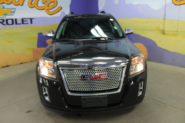 Used 2015 GMC Terrain Denali FWD image 3