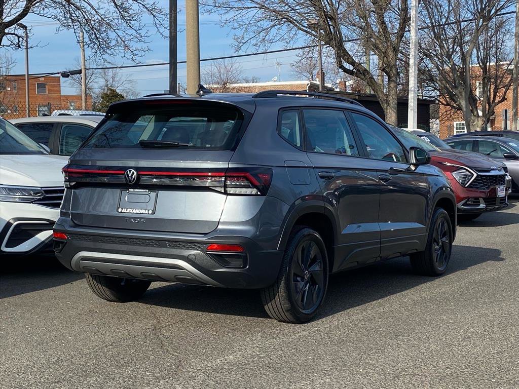 Certified 2025 Volkswagen Taos S image 3