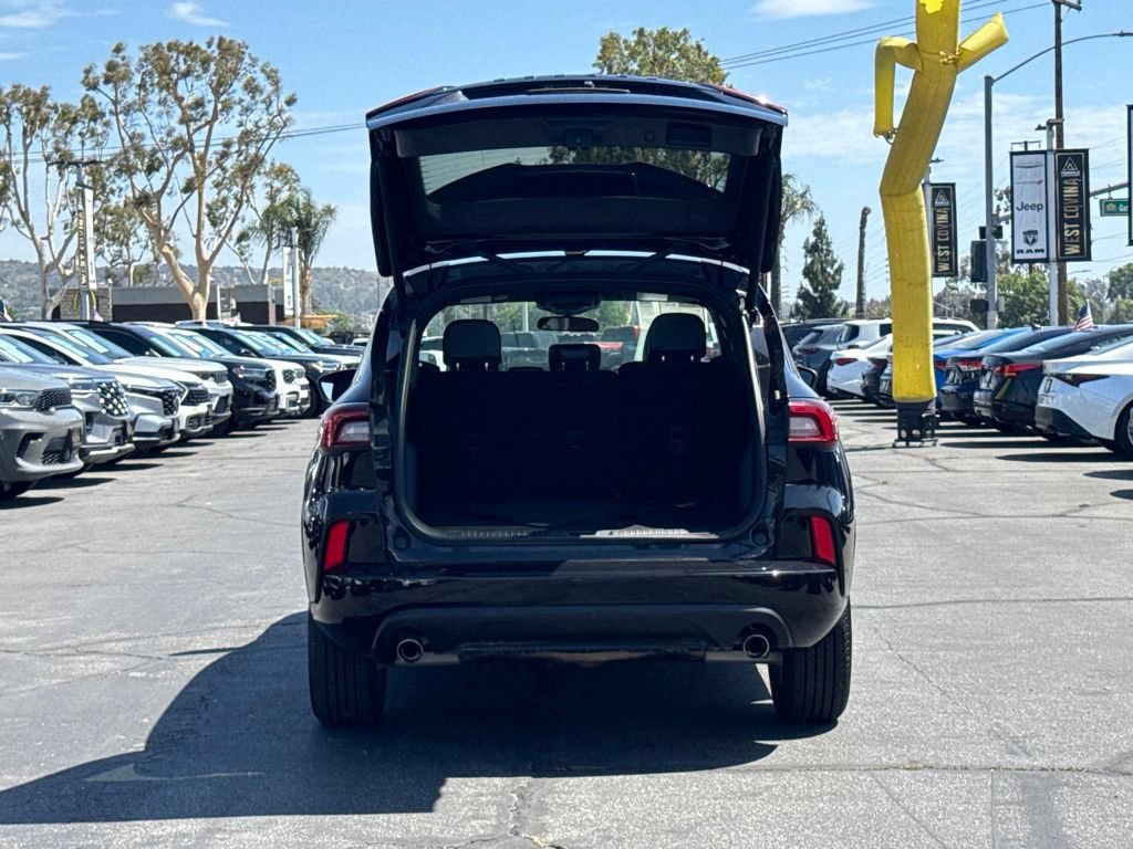 Used 2024 Ford Escape ST-Line FWD image 16