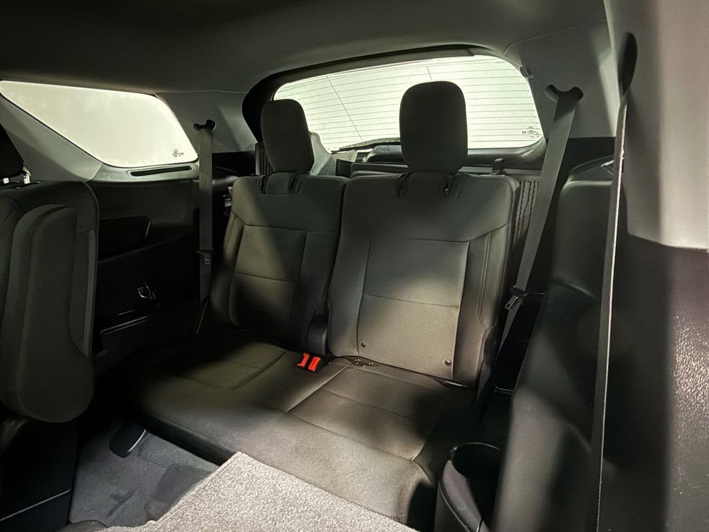 Used 2022 Ford Explorer XLT image 49
