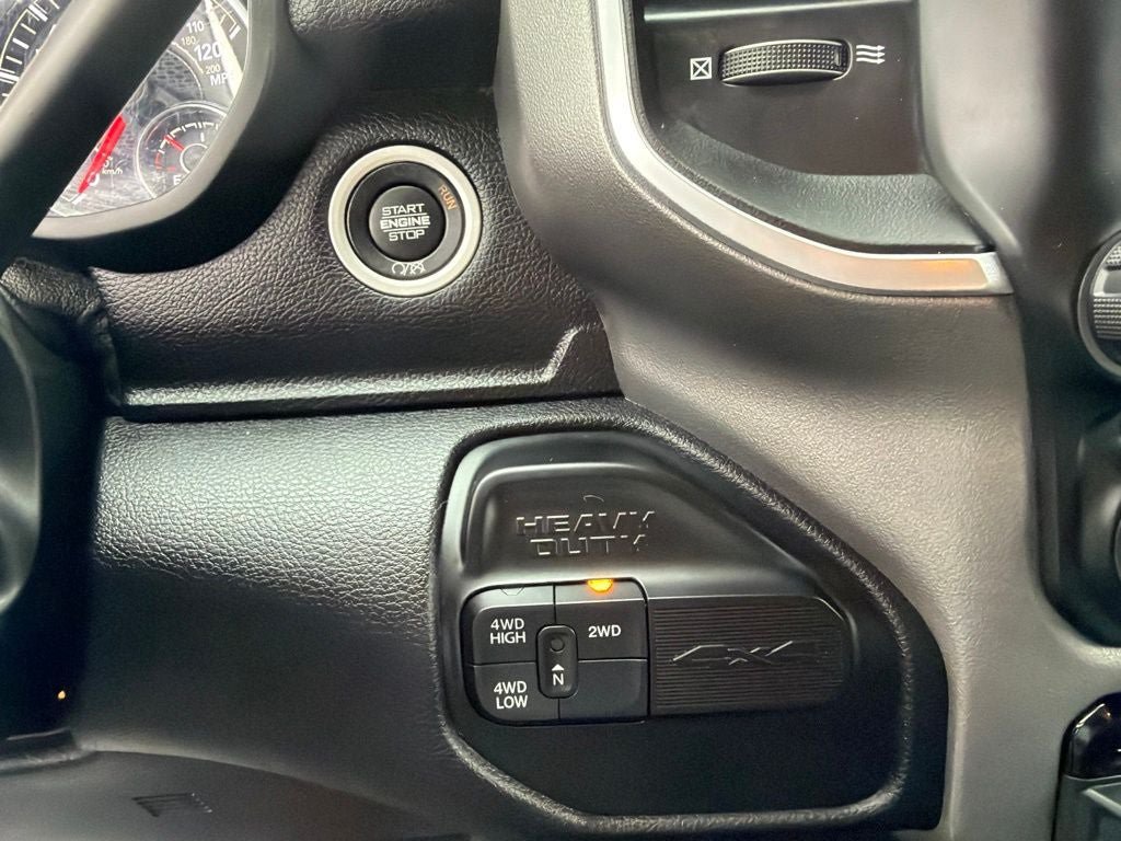 Used 2024 RAM 3500 Big Horn AWD/4WD image 19