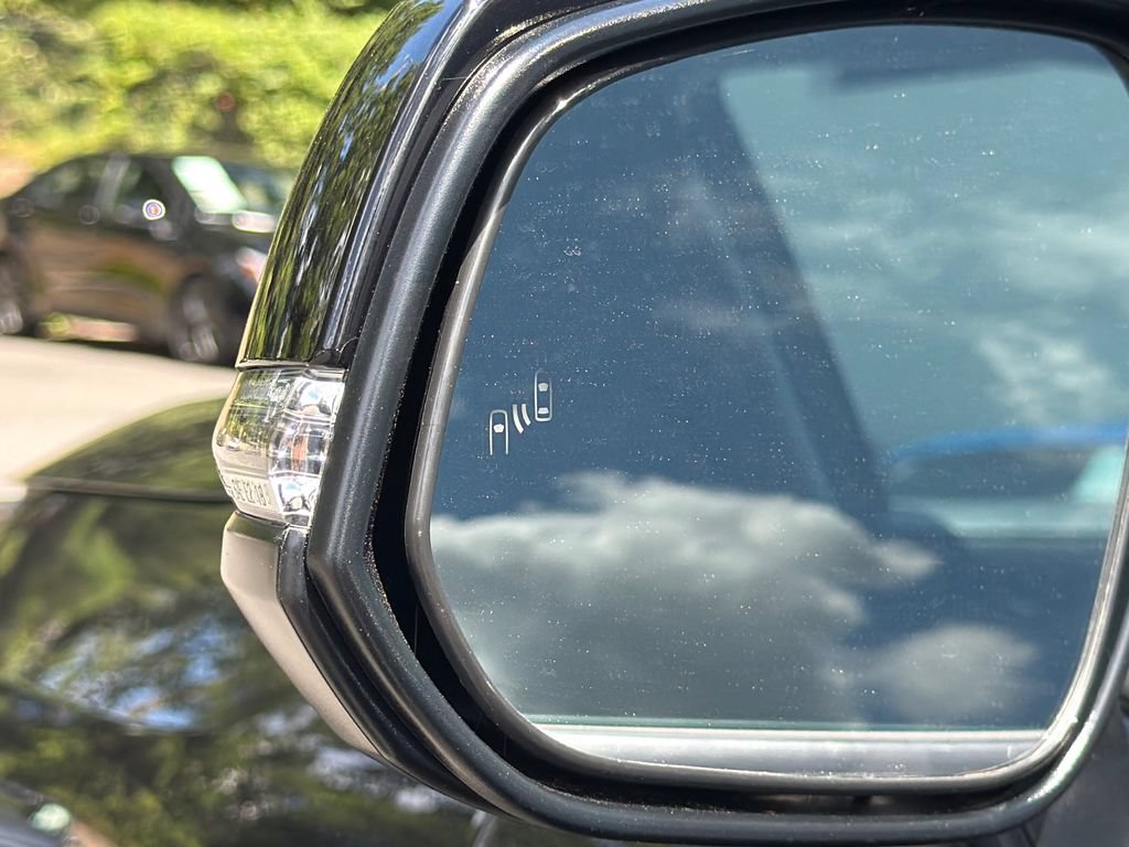Used 2025 Toyota RAV4 XLE AWD/4WD image 18