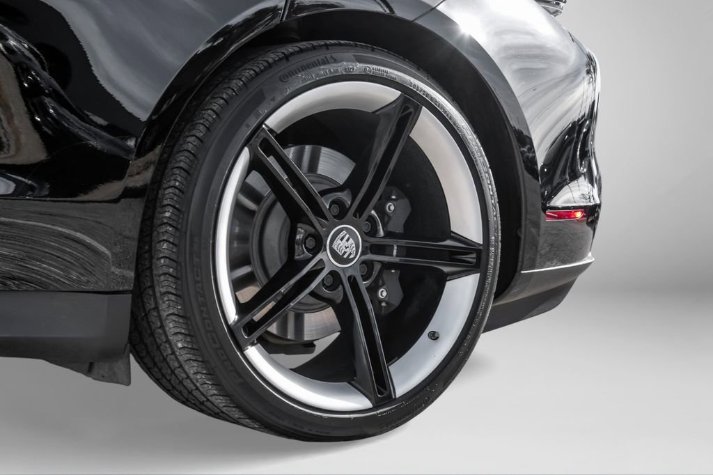 Used 2022 Porsche Taycan image 63