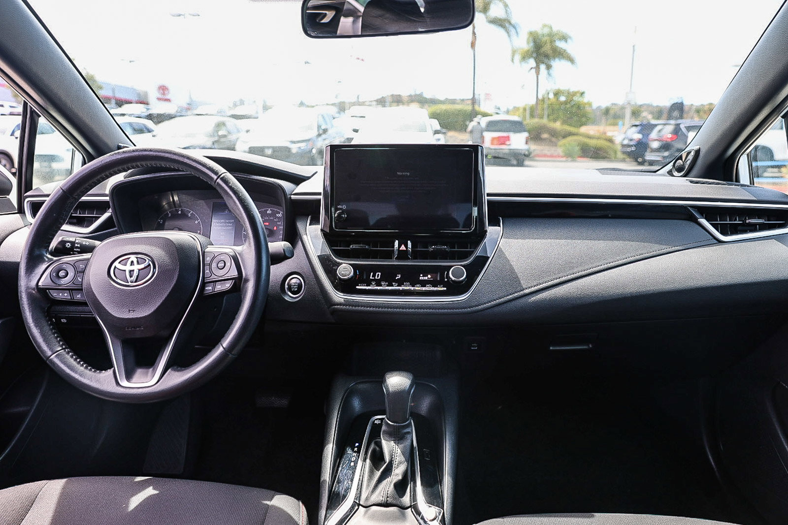Used 2023 Toyota Corolla SE w/ SE Premium Package FWD image 2