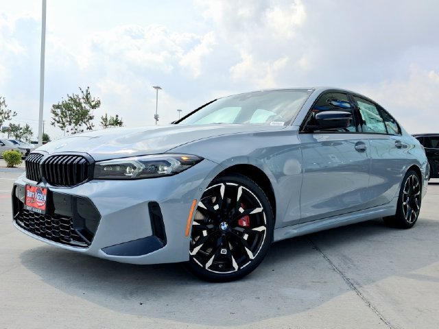 New 2026 BMW 330i xDrive Sedan w/ M Sport Package AWD/4WD image 2