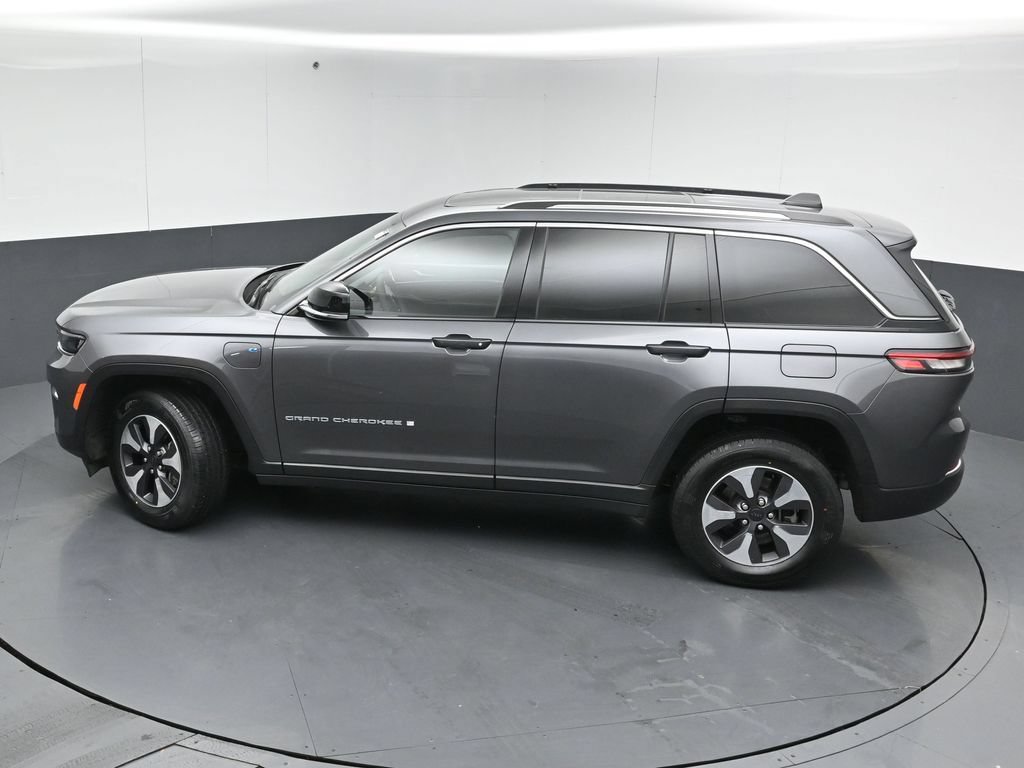 Used 2022 Jeep Grand Cherokee Limited 4xe AWD/4WD image 42
