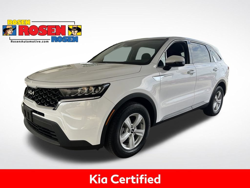 Certified 2022 Kia Sorento LX