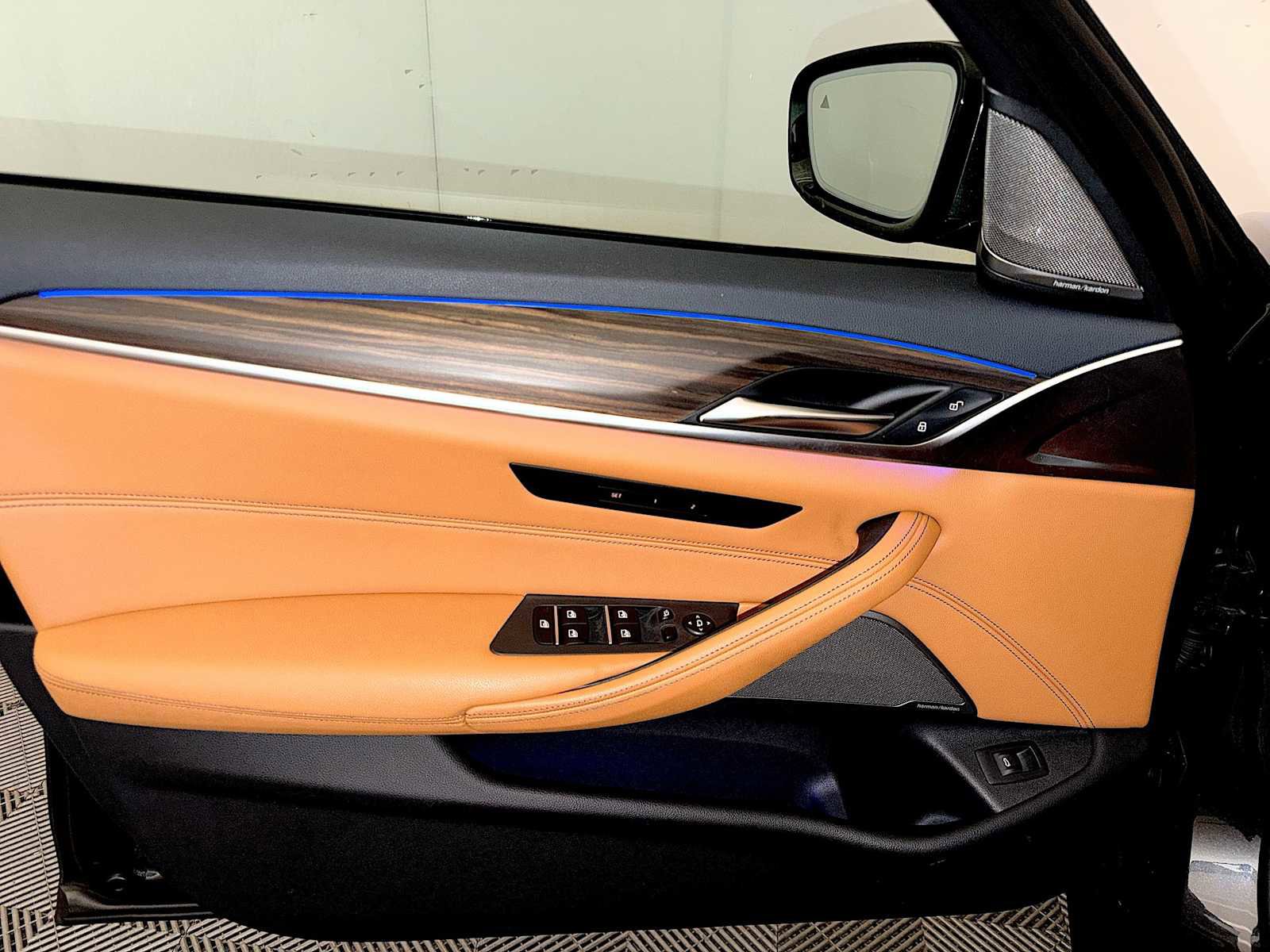 Certified 2023 BMW 530i xDrive w/ M Sport Package image 11