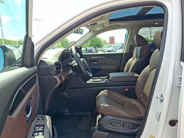 Certified 2025 Honda Pilot Elite image 15