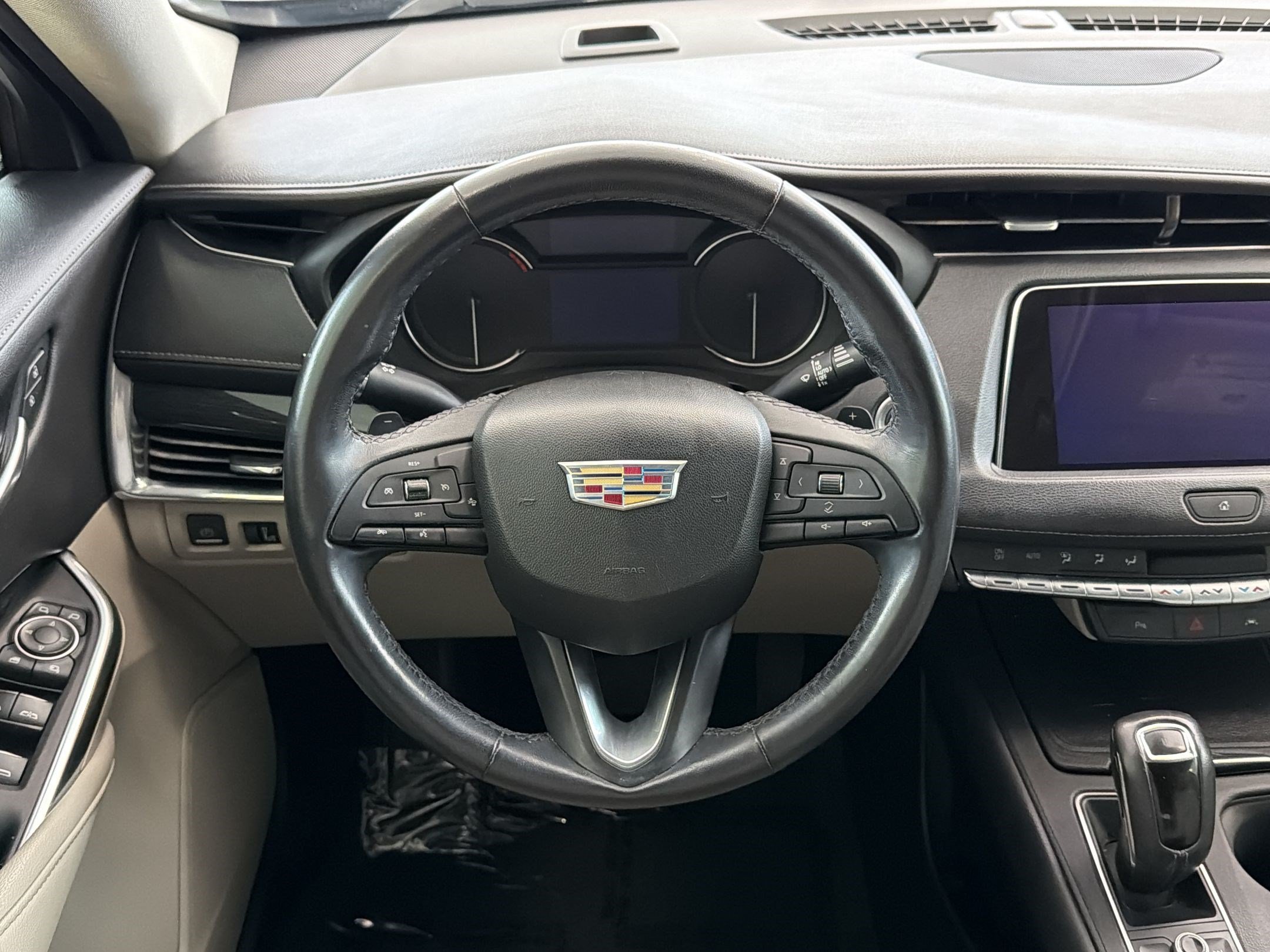 Used 2019 Cadillac XT4 Premium Luxury w/ Driver Awareness Package FWD image 25