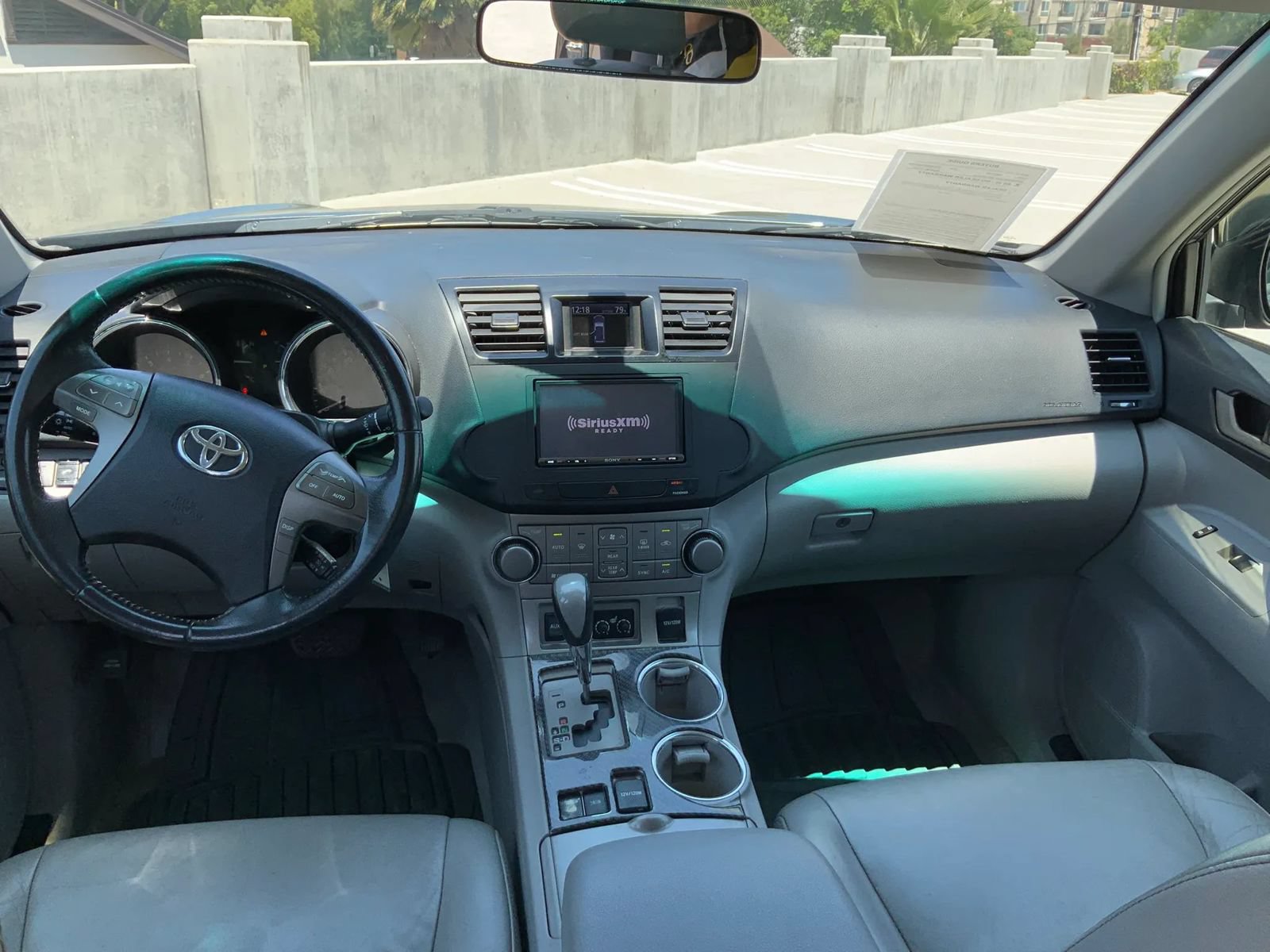Used 2010 Toyota Highlander SE AWD/4WD image 18