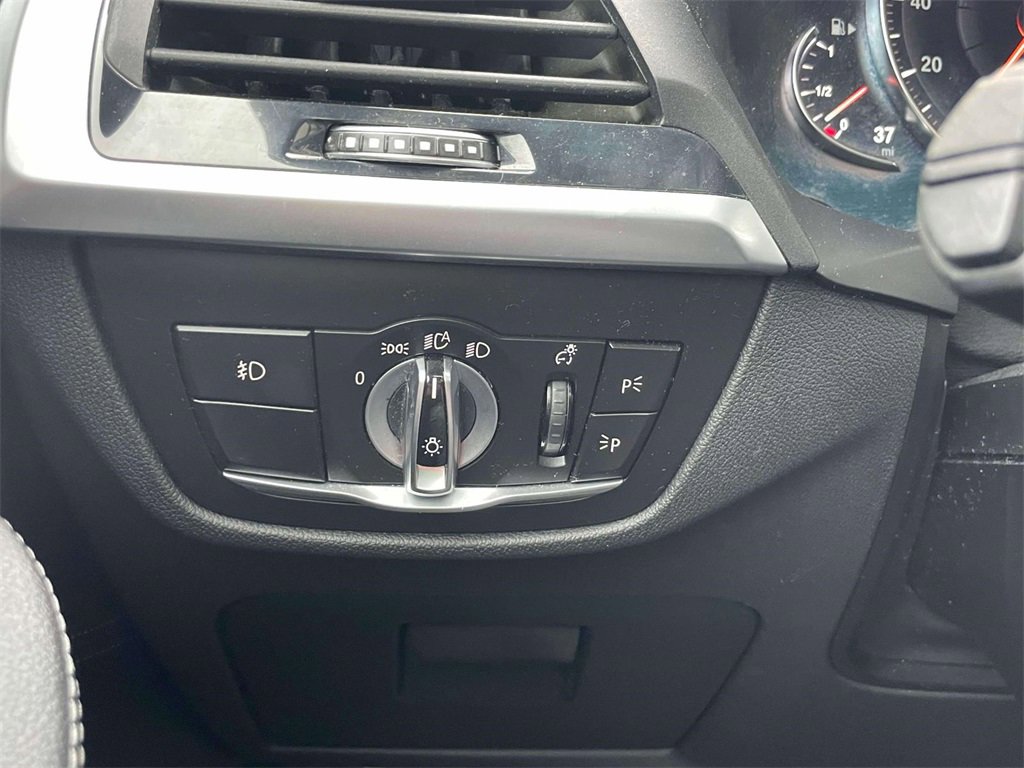 Used 2019 BMW X4 M40i w/ Executive Package image 21