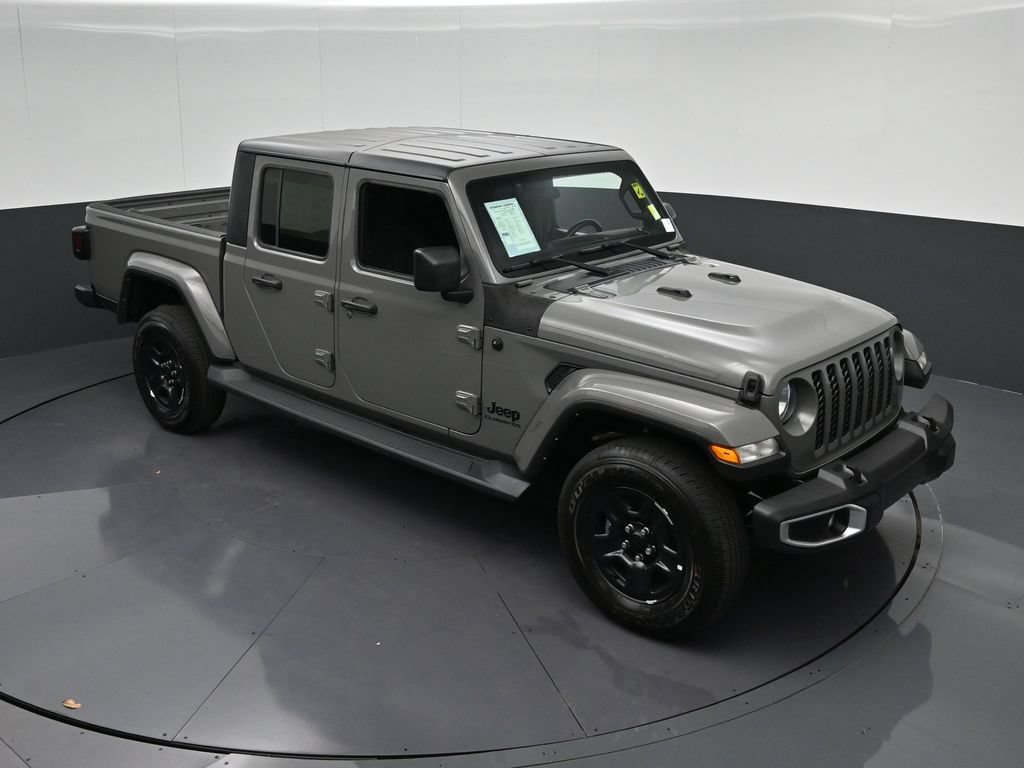 Used 2022 Jeep Gladiator Sport AWD/4WD image 21
