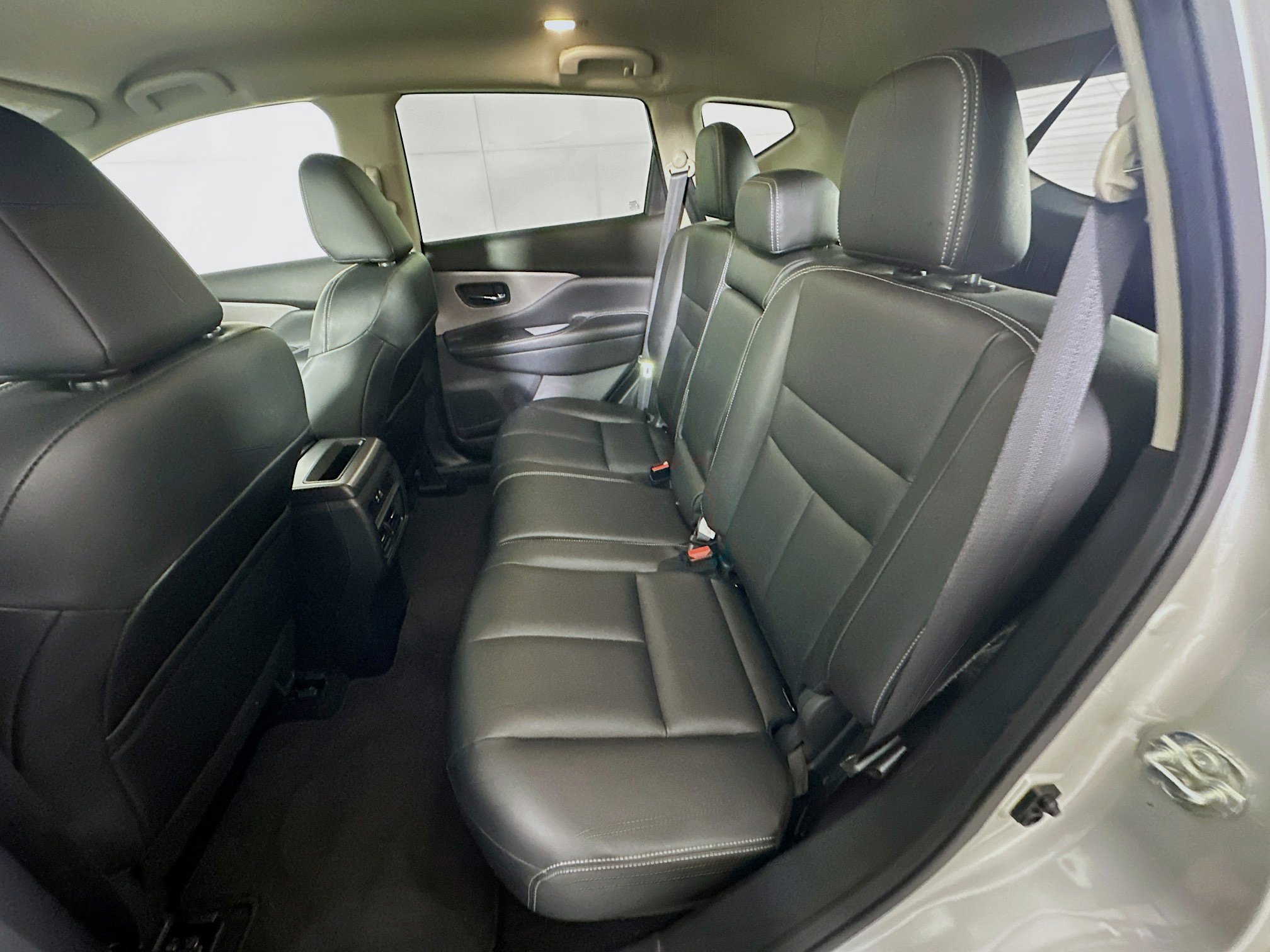 Used 2024 Nissan Murano SV image 26