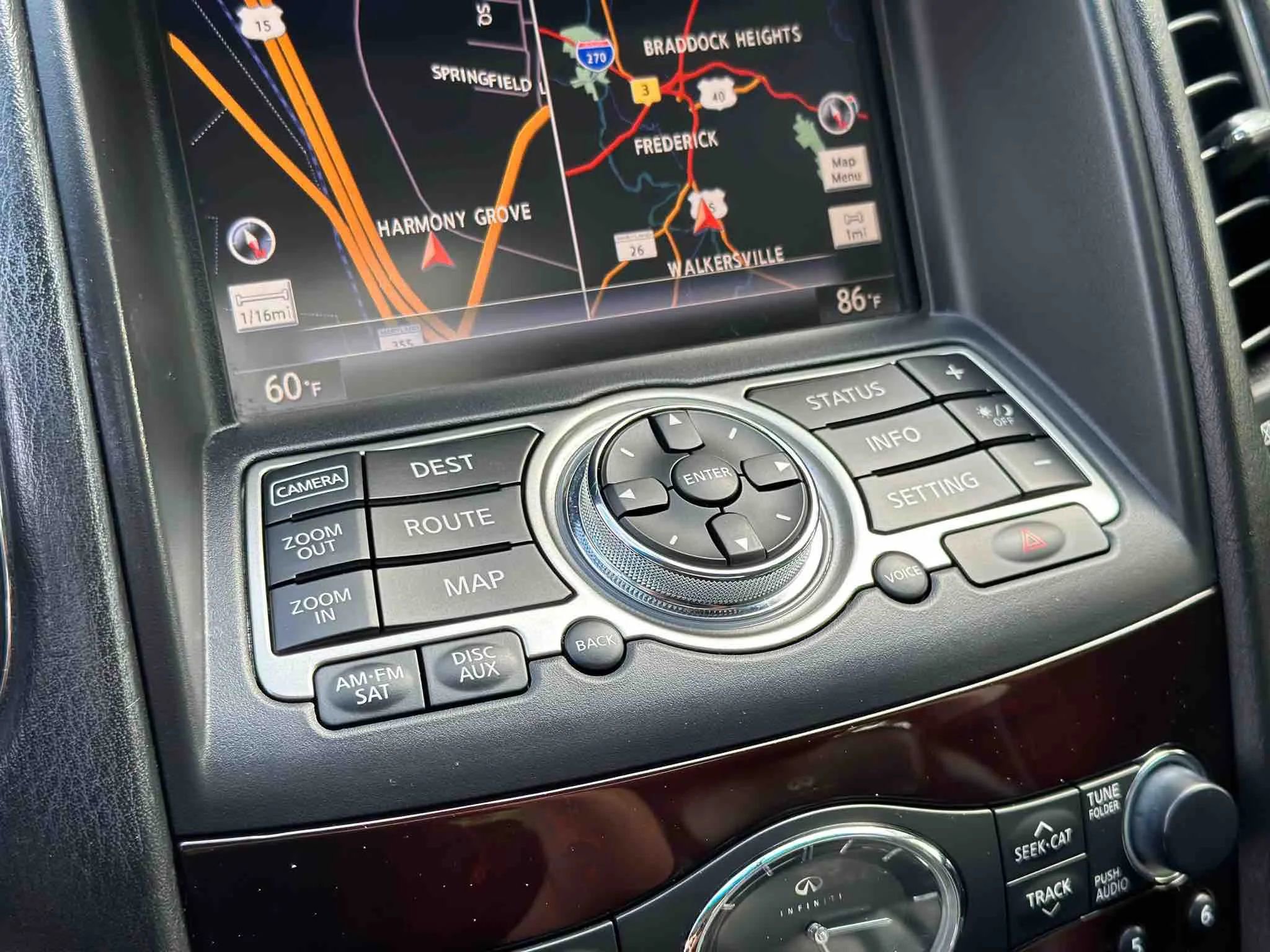 Used 2012 INFINITI EX35 Journey w/ Premium Pkg image 26