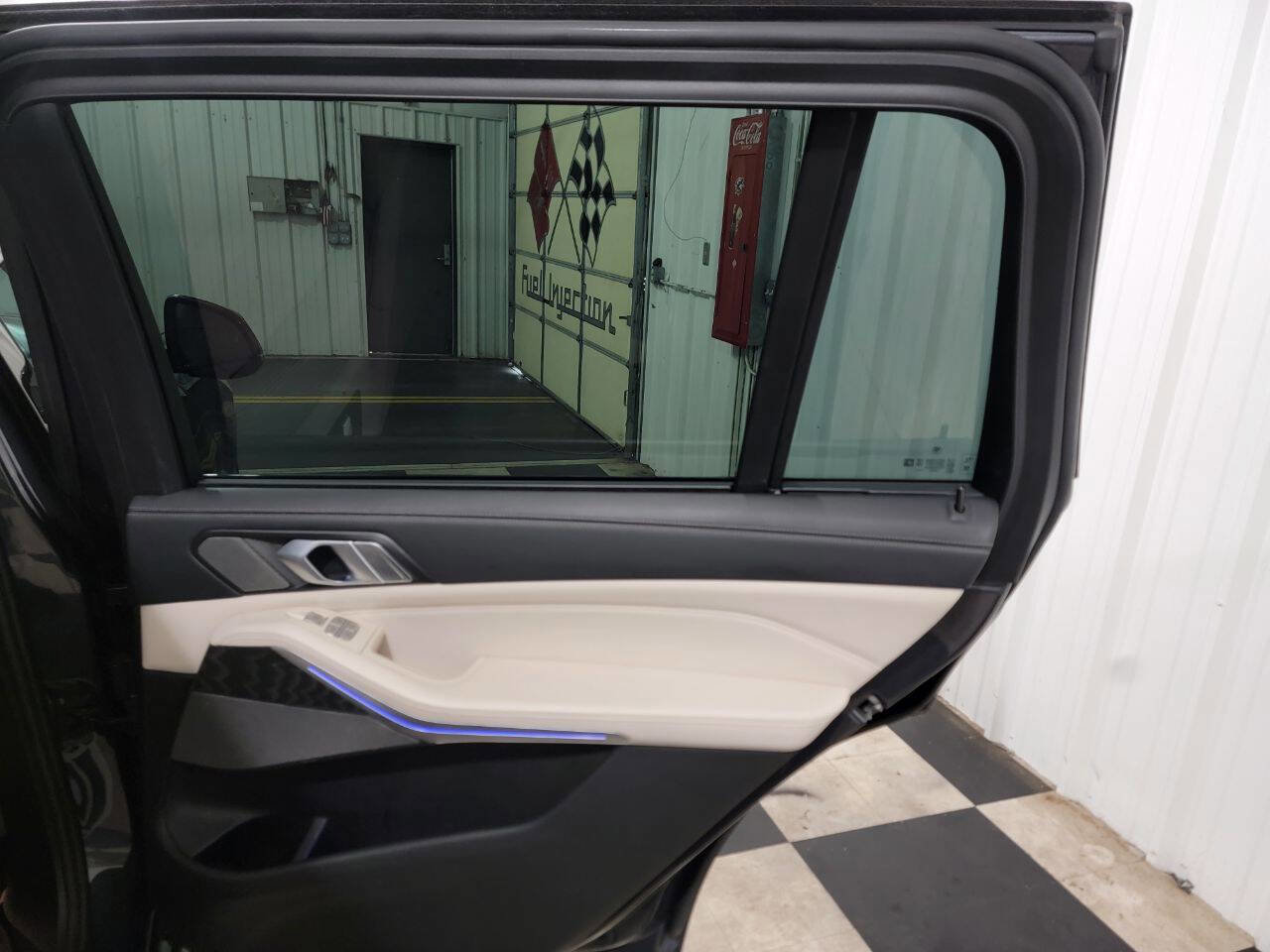 Used 2021 BMW X7 xDrive40i w/ Executive Package AWD/4WD image 26