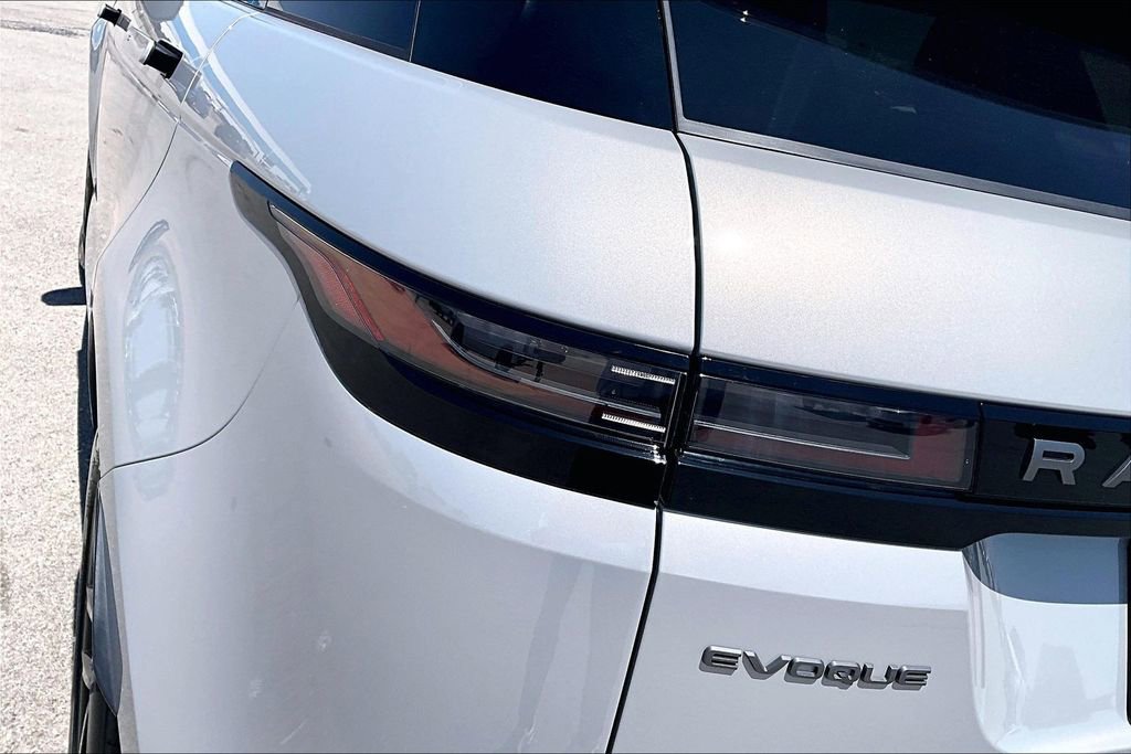 Certified 2026 Land Rover Range Rover Evoque S AWD/4WD image 31