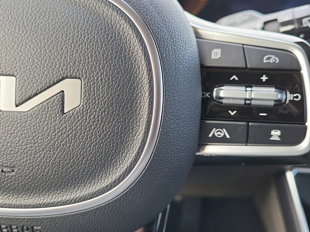 New 2026 Kia Carnival EX FWD image 19