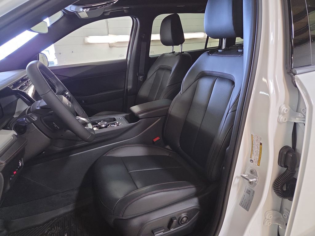 New 2026 Jeep Cherokee Limited image 9