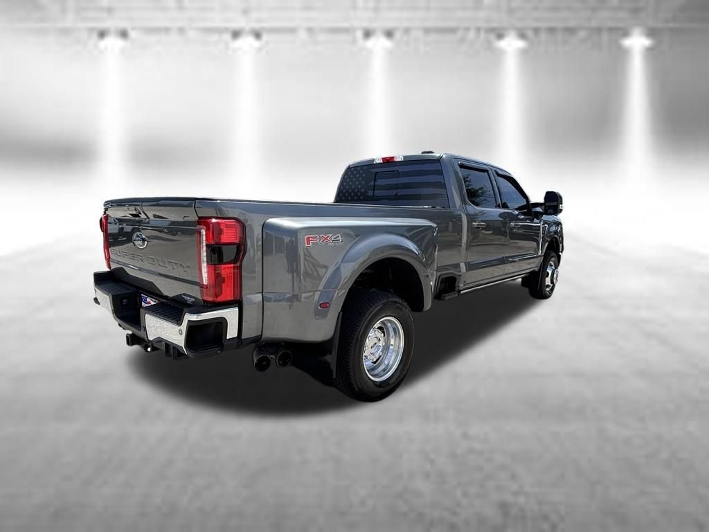 Certified 2024 Ford F350 Lariat w/ Lariat Ultimate Package AWD/4WD image 4