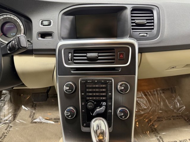 Used 2013 Volvo S60 T5 image 13