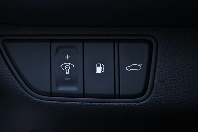 New 2026 Genesis G70 2.5T Prestige image 32