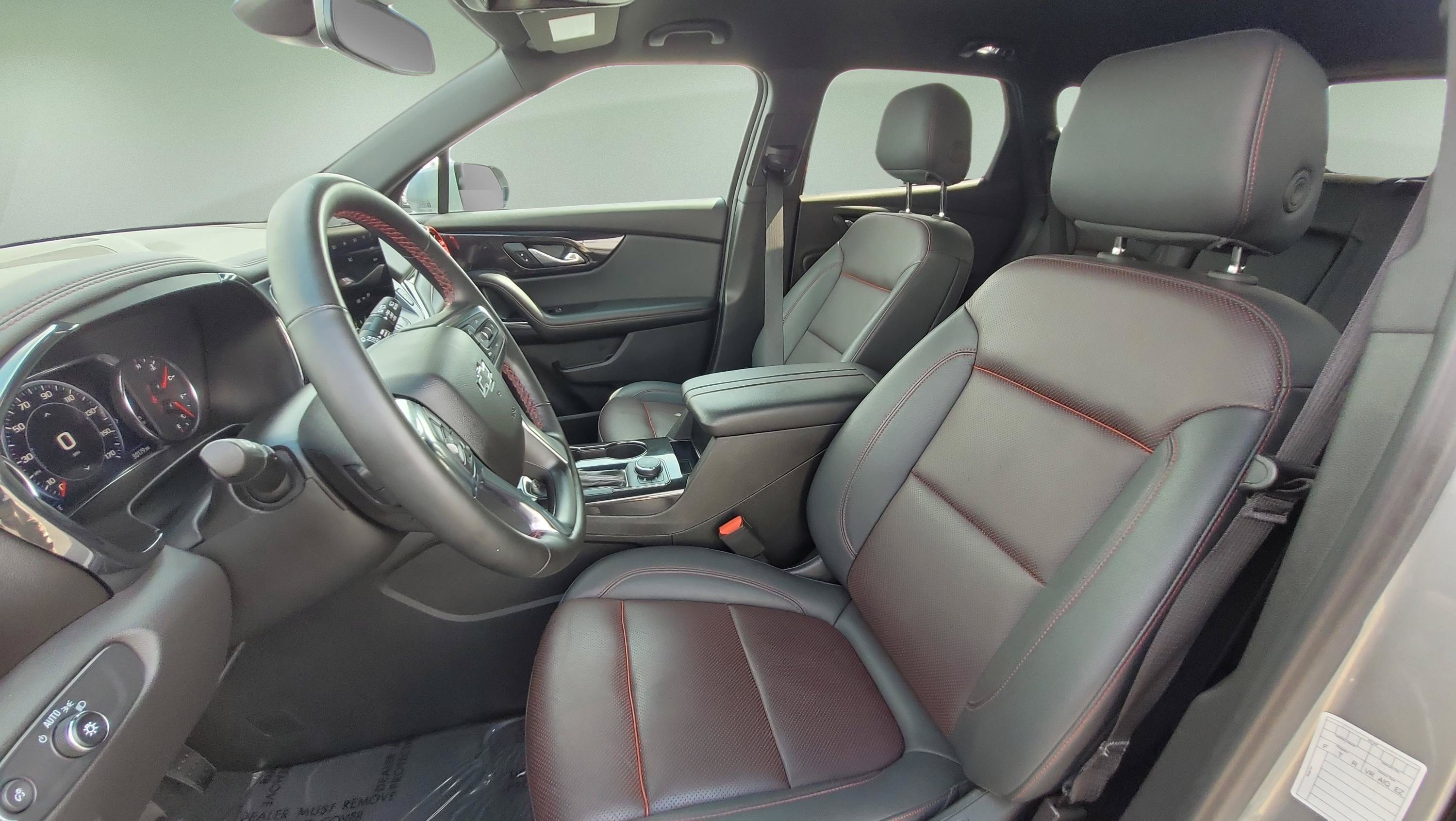 Used 2025 Chevrolet Blazer RS FWD image 26