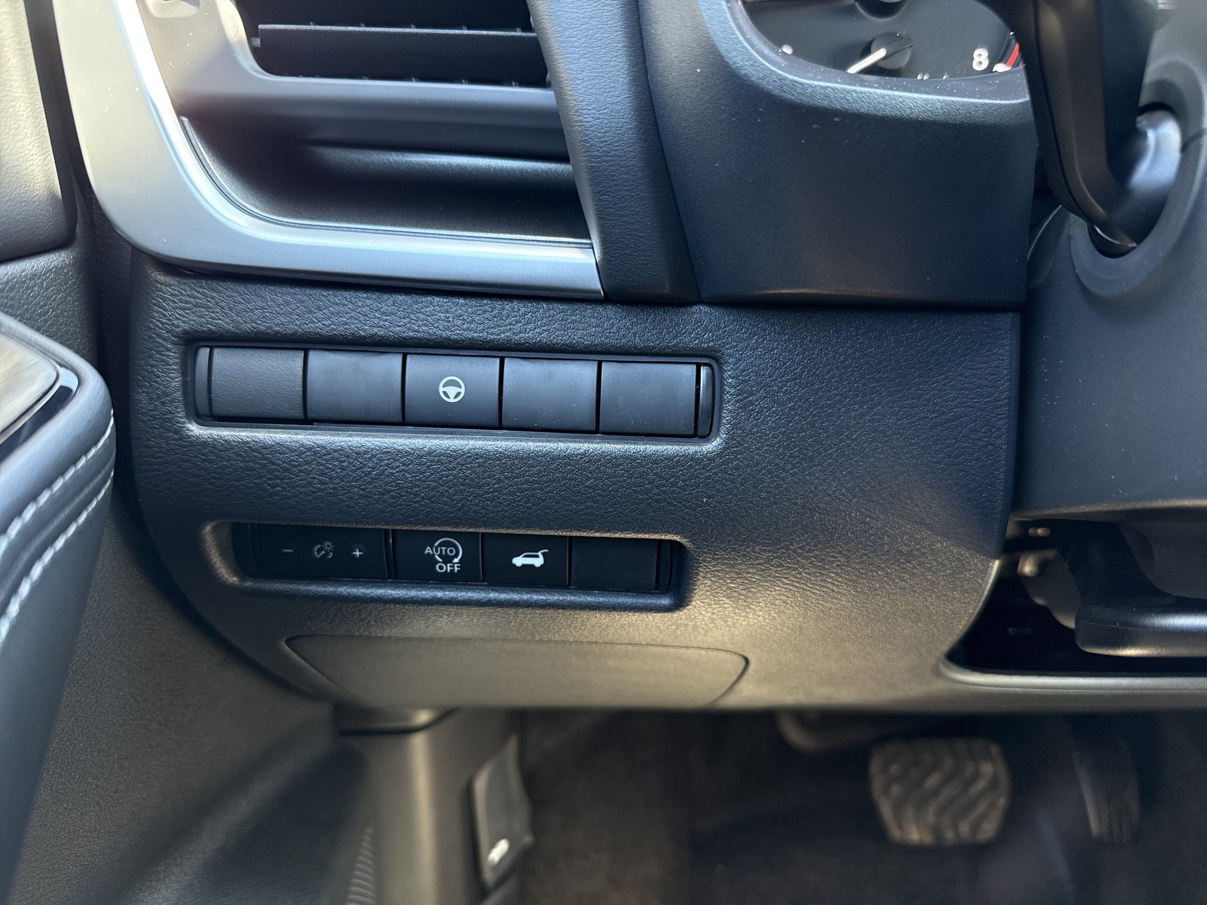 New 2026 Nissan Rogue SV AWD/4WD image 29