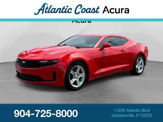 Used 2022 Chevrolet Camaro LT RWD image 1