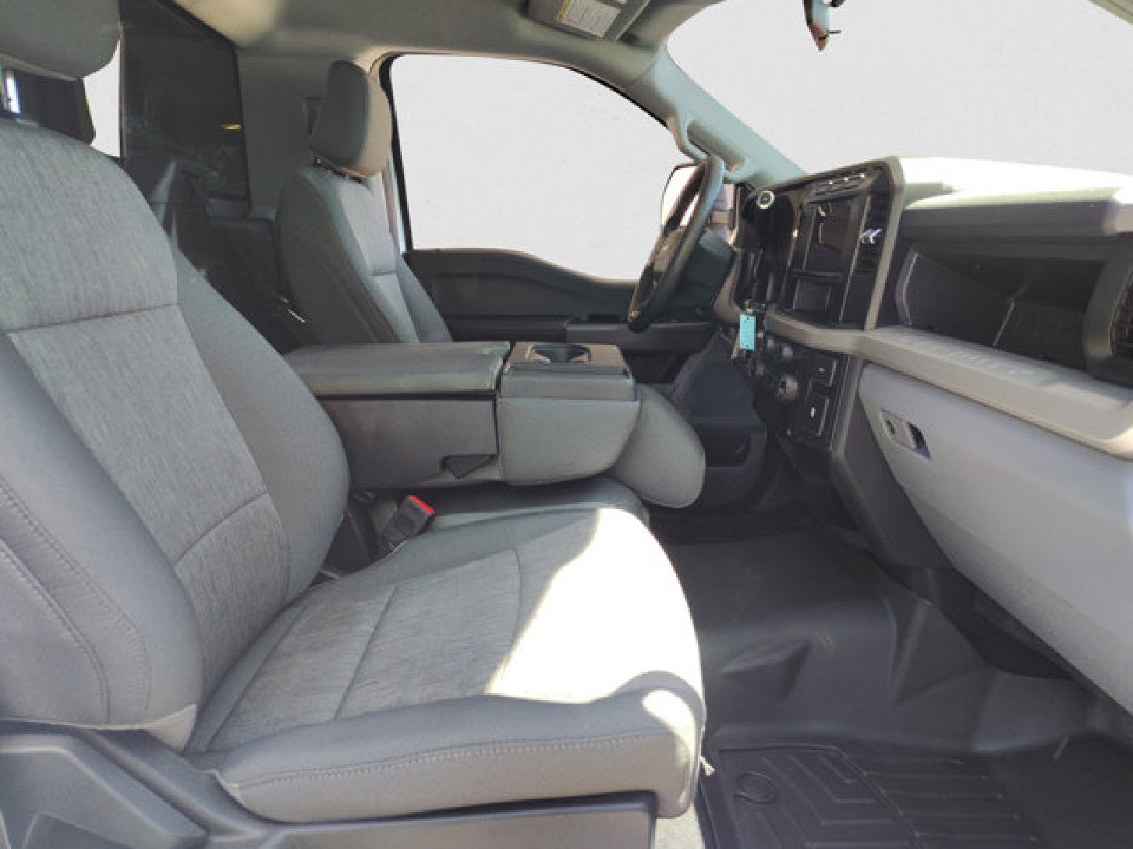 Used 2023 Ford F250 XL w/ STX Appearance Package AWD/4WD image 17