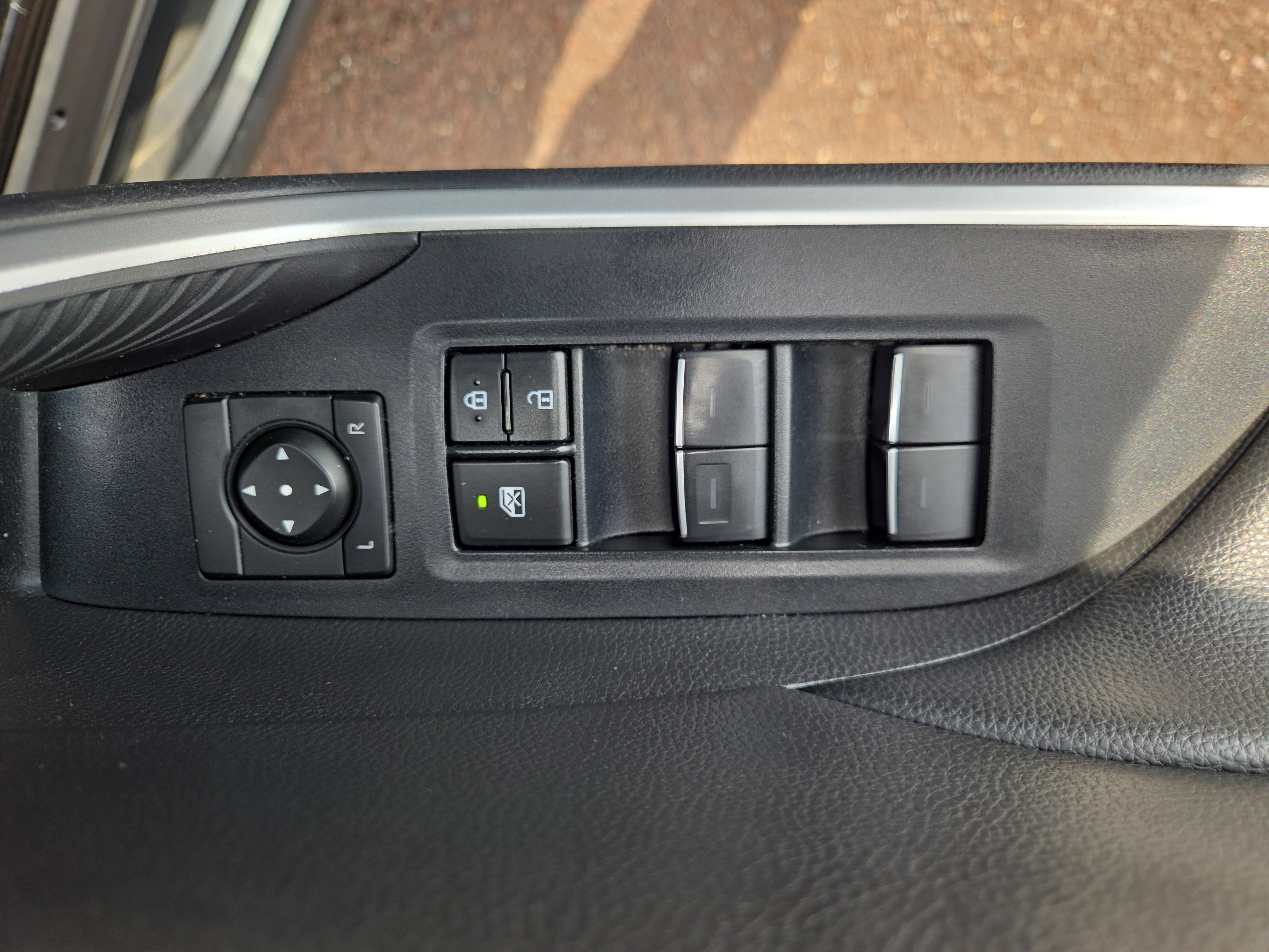 Certified 2024 Toyota RAV4 SE w/ Weather Package AWD/4WD image 28