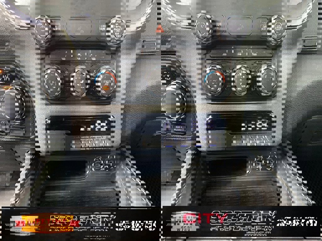 Used 2023 RAM 1500 Big Horn image 24