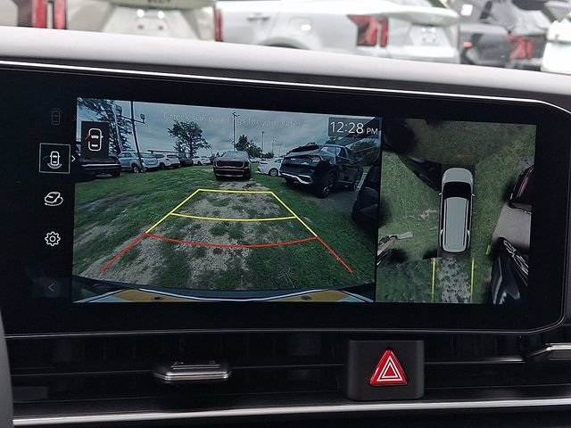 Certified 2027 Kia Carnival SX w/ Dark Edition Package FWD image 17