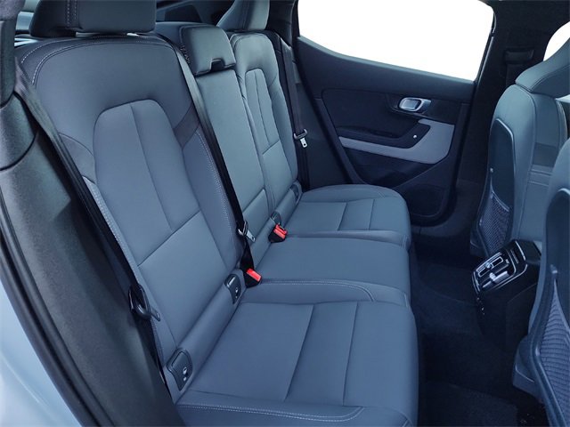 Used 2023 Polestar Polestar 2 w/ Pilot Pack image 30